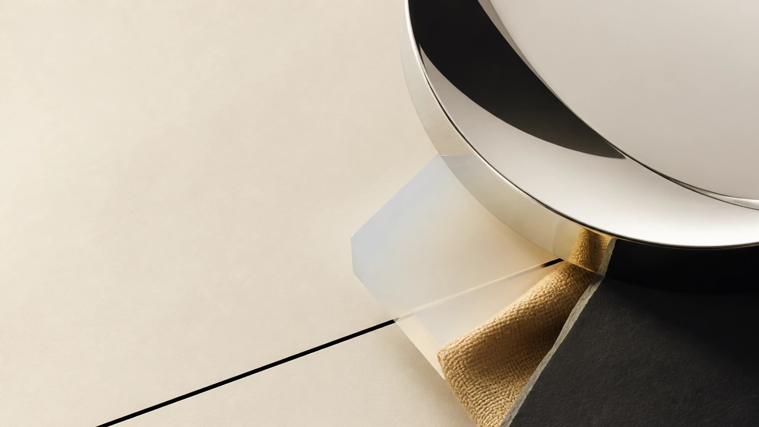 Interlocking mirror and milky opal geometry around a fine black datum